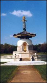 Picture of the Peace Pagoda at Willen Lake Picture of the Peace Pagoda at Willen Lake